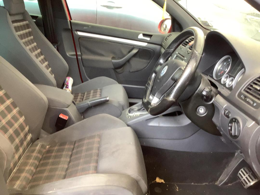 Photo '11' of Volkswagen Golf GTI