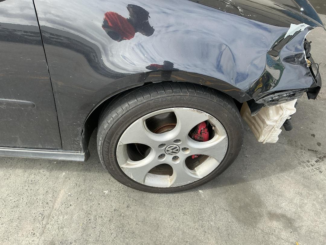 Photo '21' of Volkswagen Golf GTI