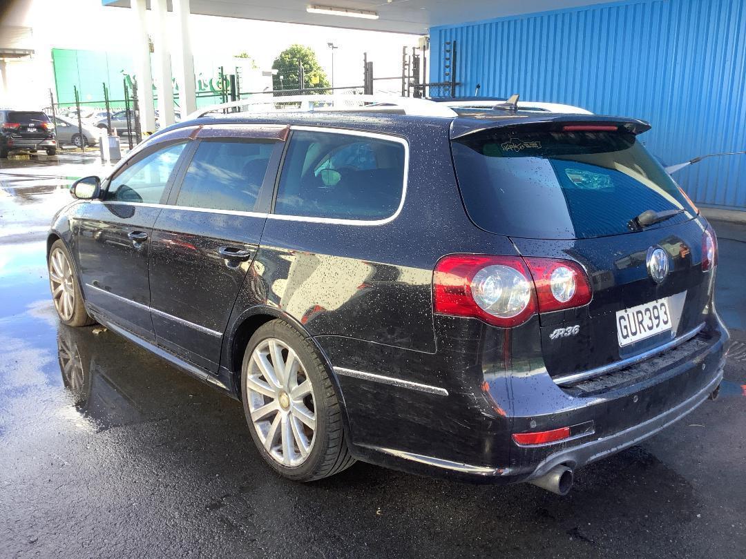 Photo '2' of Volkswagen Passat