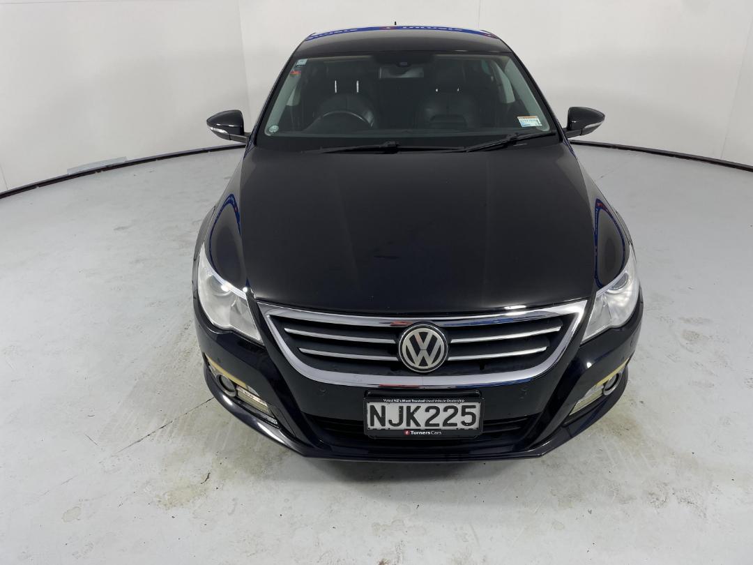Photo '2' of Volkswagen Passat Photo '2' of Volkswagen Passat