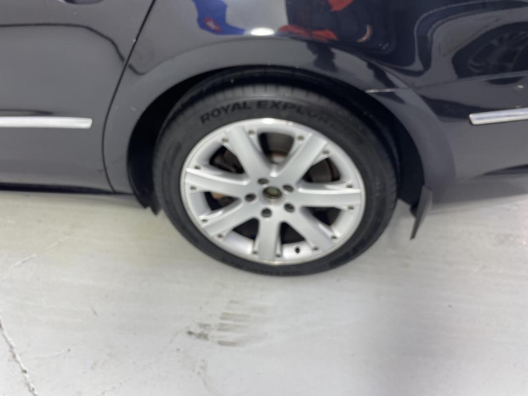 Photo '11' of Volkswagen Passat Photo '11' of Volkswagen Passat