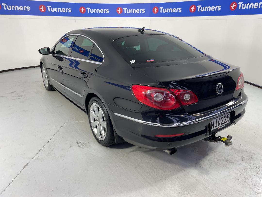 Photo '5' of Volkswagen Passat Photo '5' of Volkswagen Passat