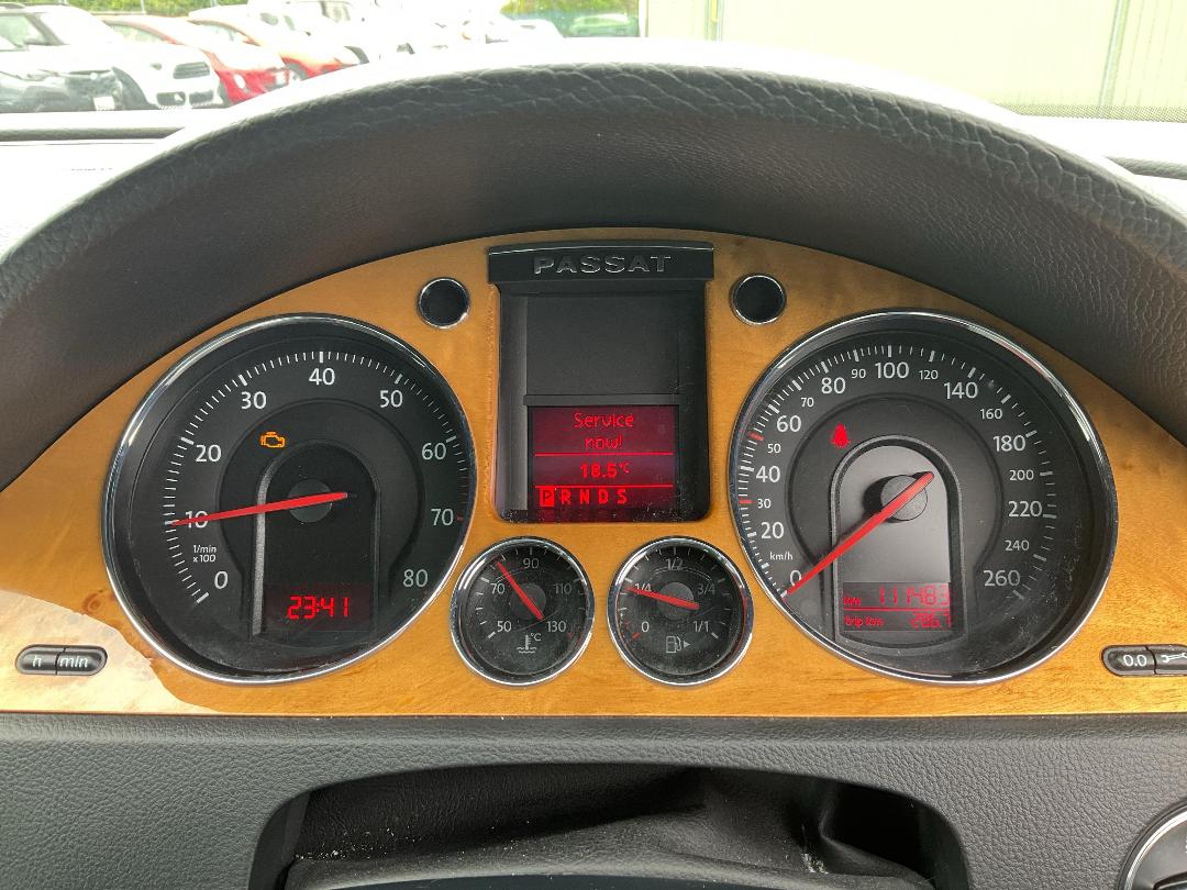 Photo '8' of Volkswagen Passat