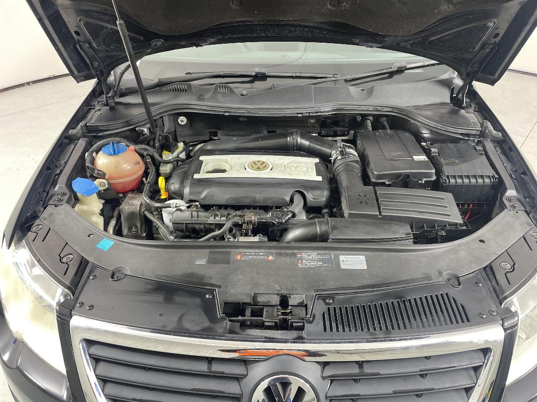 Photo '13' of Volkswagen Passat