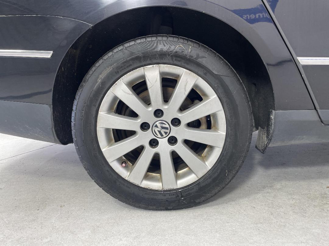 Photo '12' of Volkswagen Passat