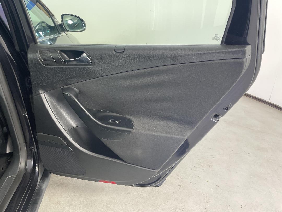 Photo '19' of Volkswagen Passat