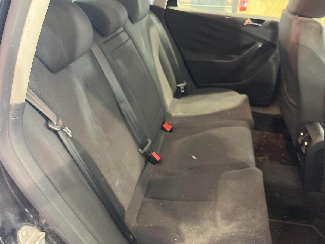 Photo '16' of Volkswagen Passat Variant