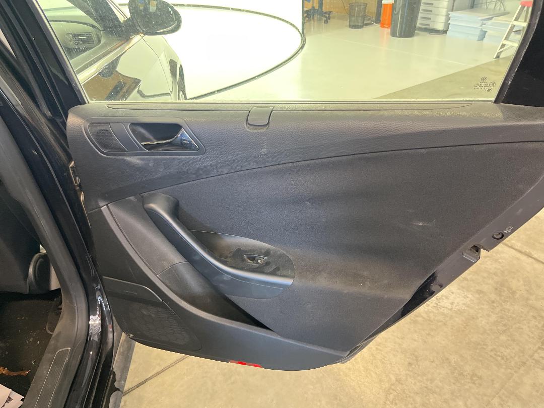 Photo '15' of Volkswagen Passat Variant