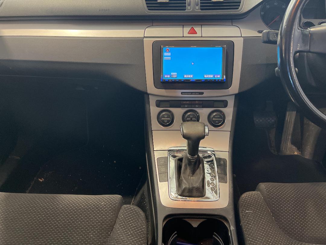 Photo '18' of Volkswagen Passat Variant