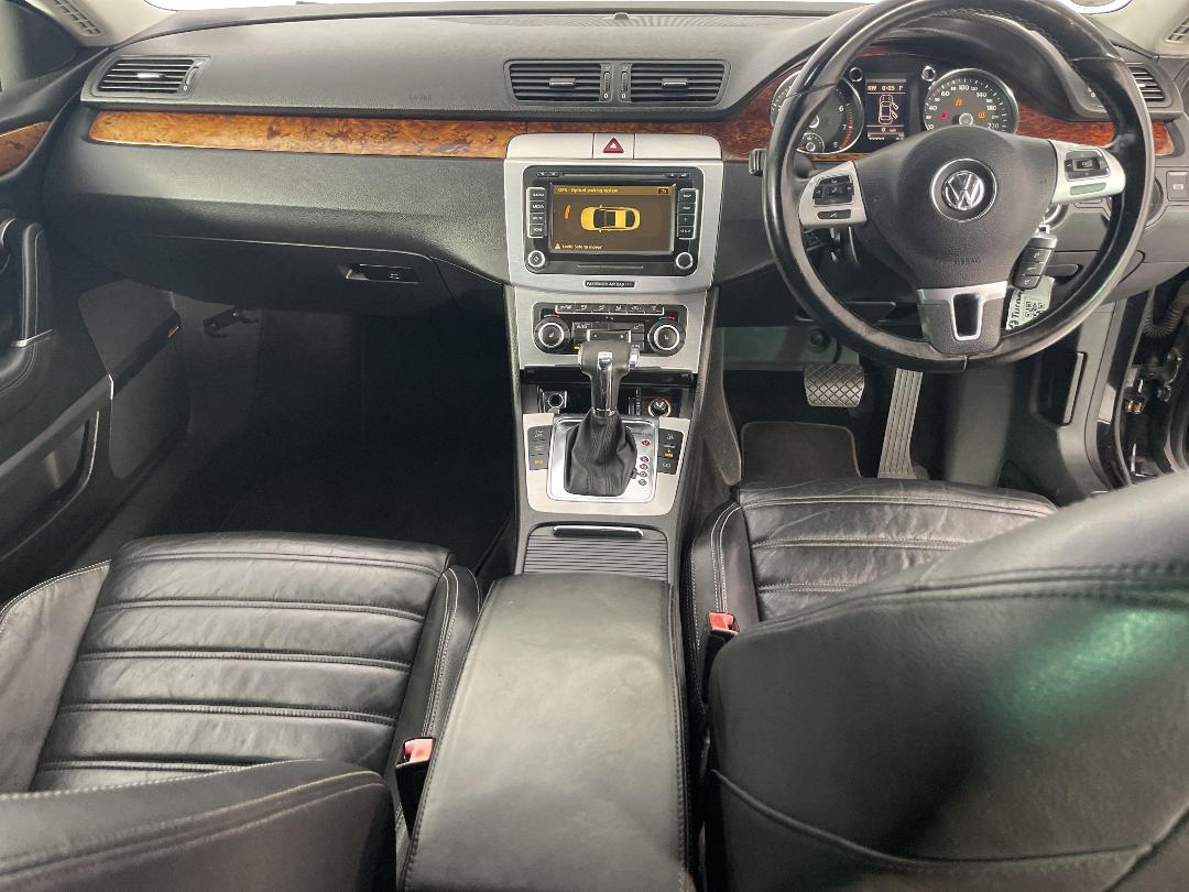 Photo '17' of Volkswagen Passat