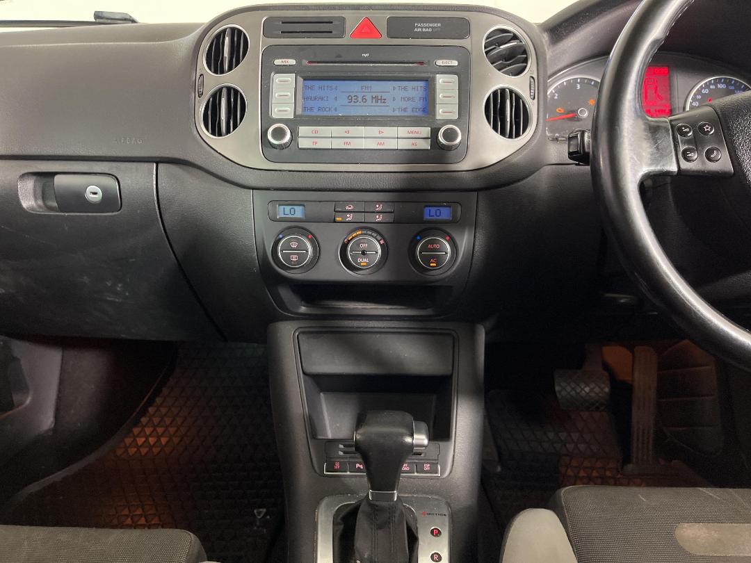 Photo '18' of Volkswagen Tiguan