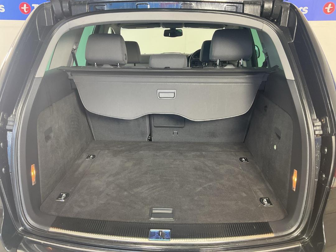 Photo '14' of Volkswagen Touareg