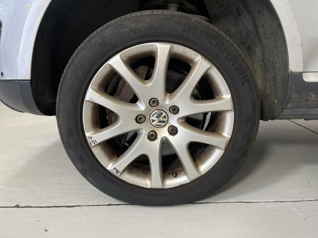 Photo '8' of Volkswagen Touareg 4.2 V8 Airsas