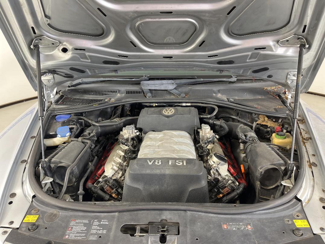 Photo '11' of Volkswagen Touareg 4.2 V8 Airsas