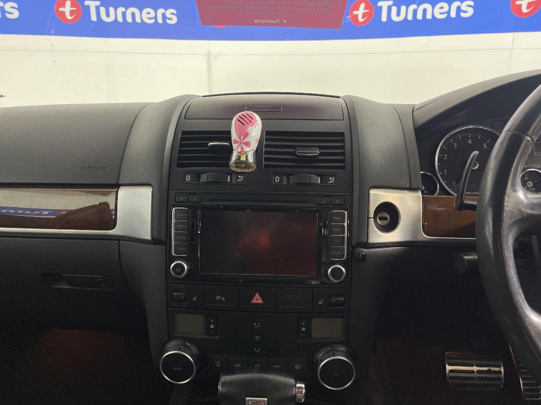 Photo '16' of Volkswagen Touareg 4.2 V8 Airsas