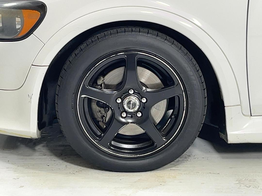 Photo '10' of Volvo C30