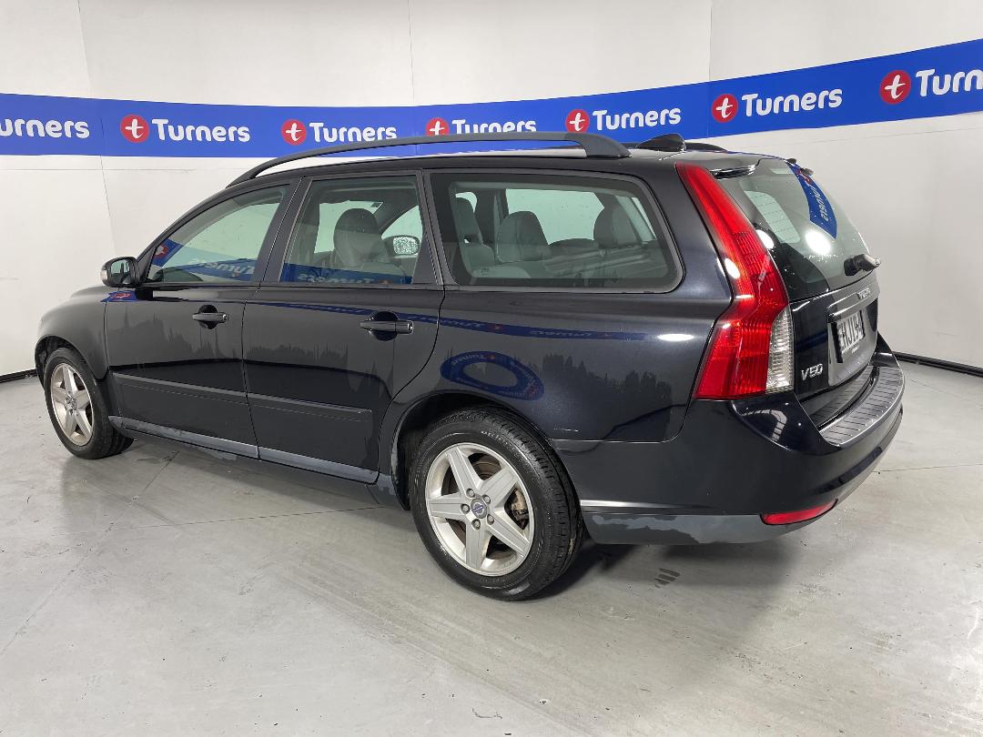 Photo '5' of Volvo V50