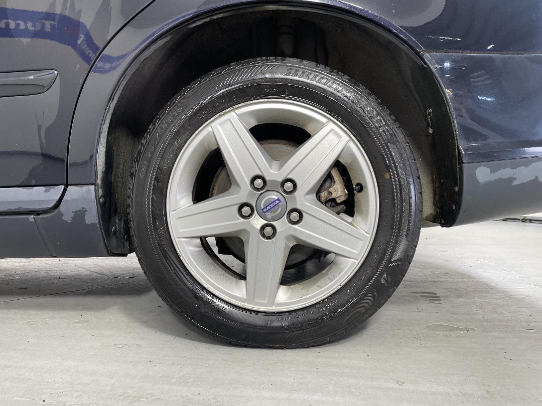 Photo '11' of Volvo V50