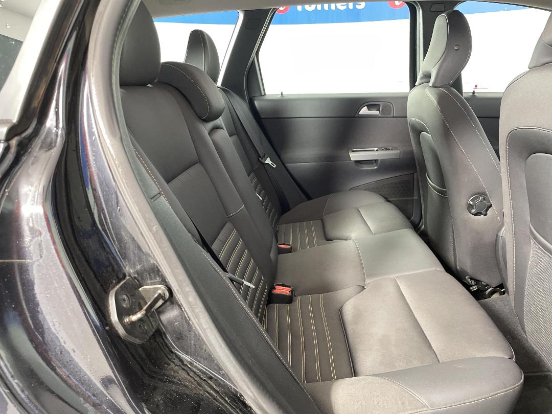 Photo '20' of Volvo V50