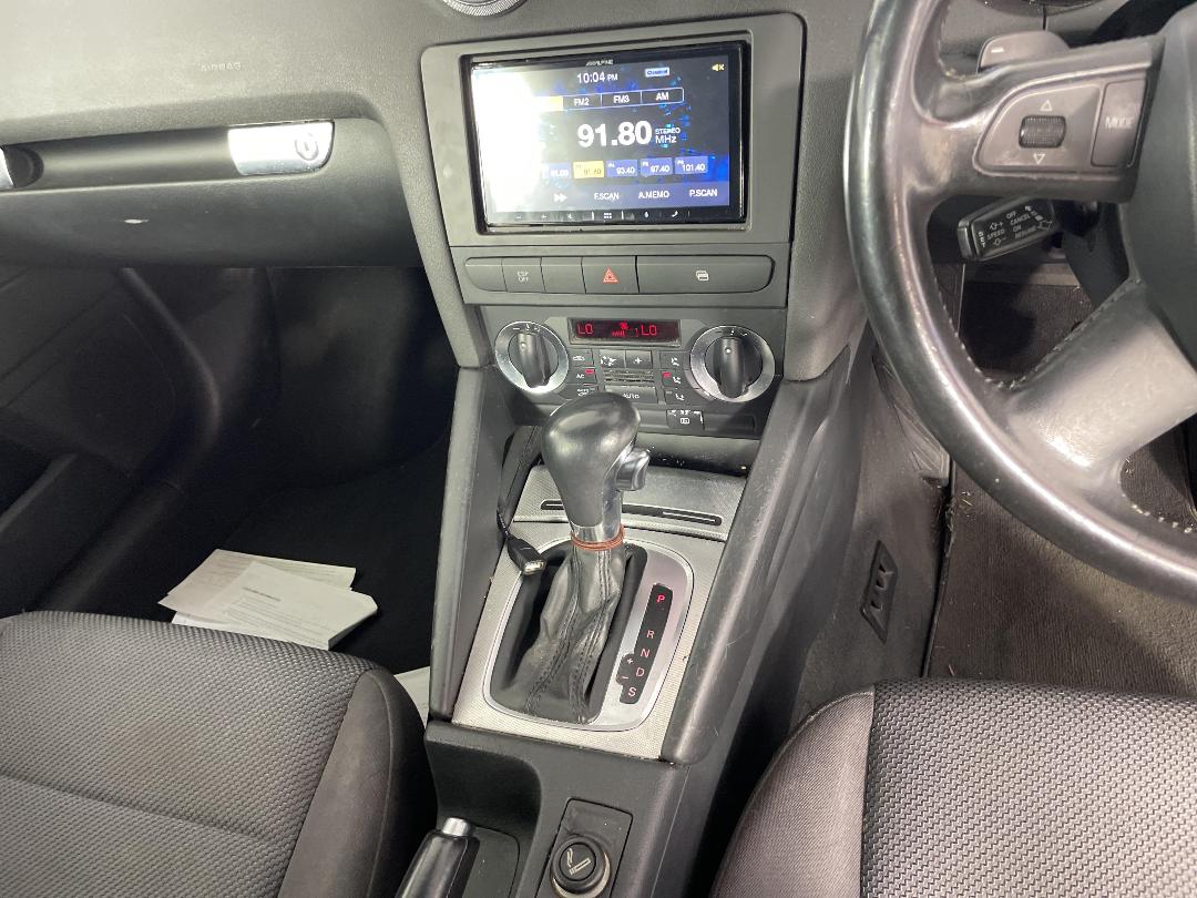 Photo '16' of Audi A3 Cabriolet T FSI Photo '16' of Audi A3 Cabriolet T FSI