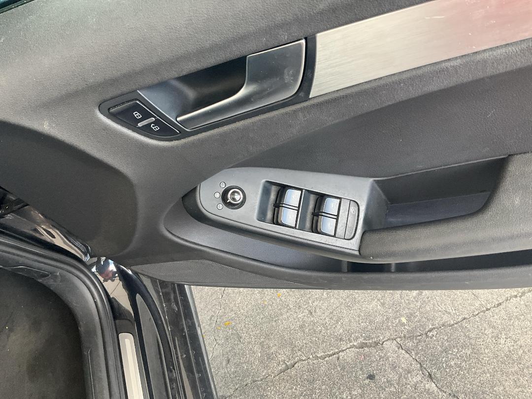 Photo '7' of Audi A4 T FSI Multi AV Photo '7' of Audi A4 T FSI Multi AV