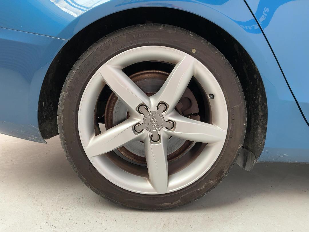 Photo '12' of Audi A4