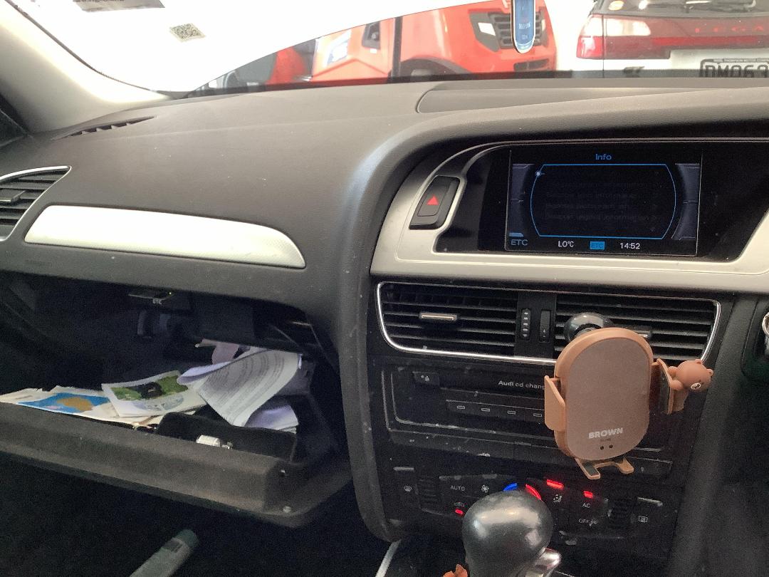 Photo '17' of Audi A4 Photo '17' of Audi A4