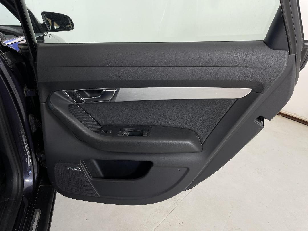 Photo '19' of Audi A6 Photo '19' of Audi A6