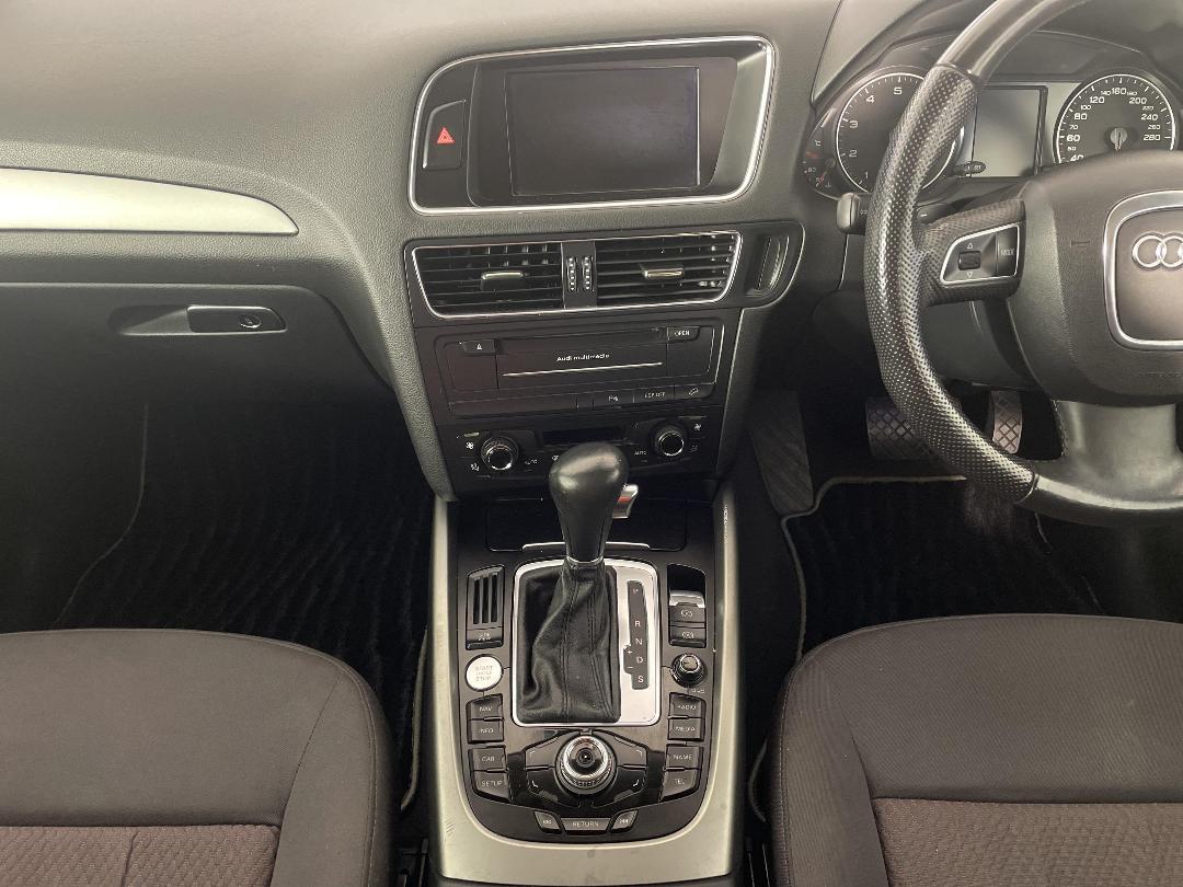 Photo '18' of Audi Q5