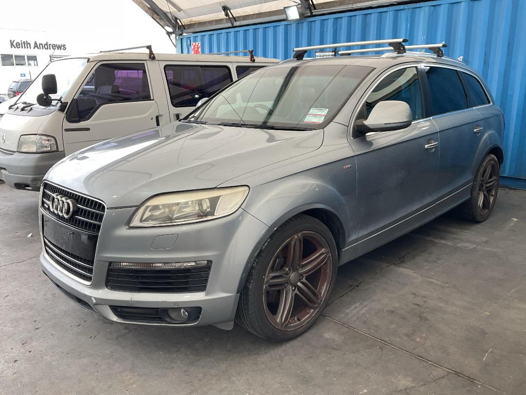 Photo '6' of Audi Q7 TDI Quattro TIP S-Line Photo '6' of Audi Q7 TDI Quattro TIP S-Line