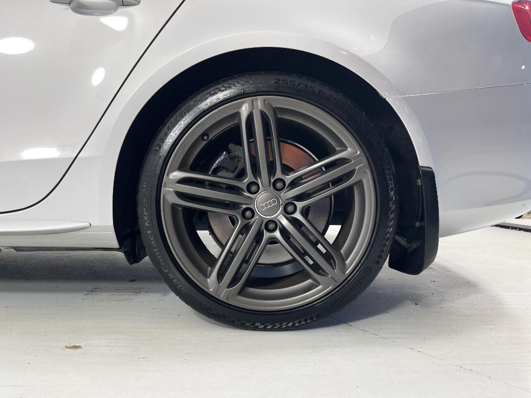 Photo '11' of Audi S4