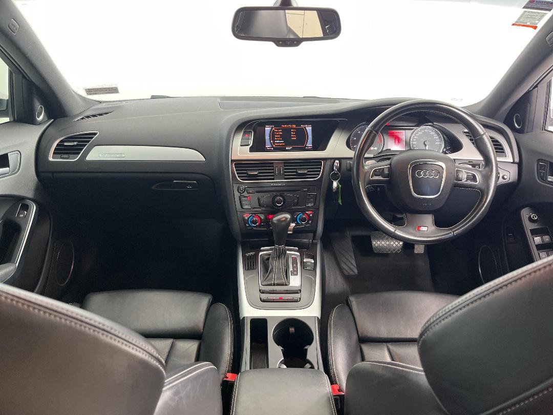 Photo '17' of Audi S4