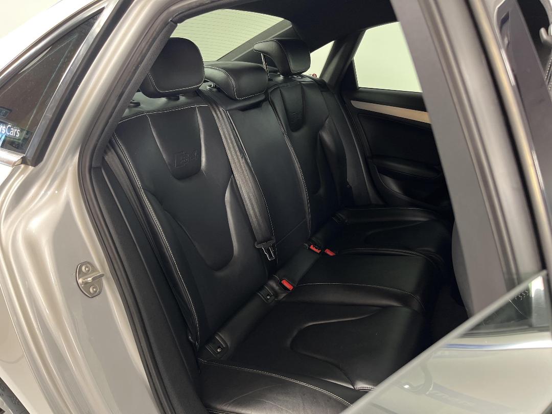 Photo '20' of Audi S4