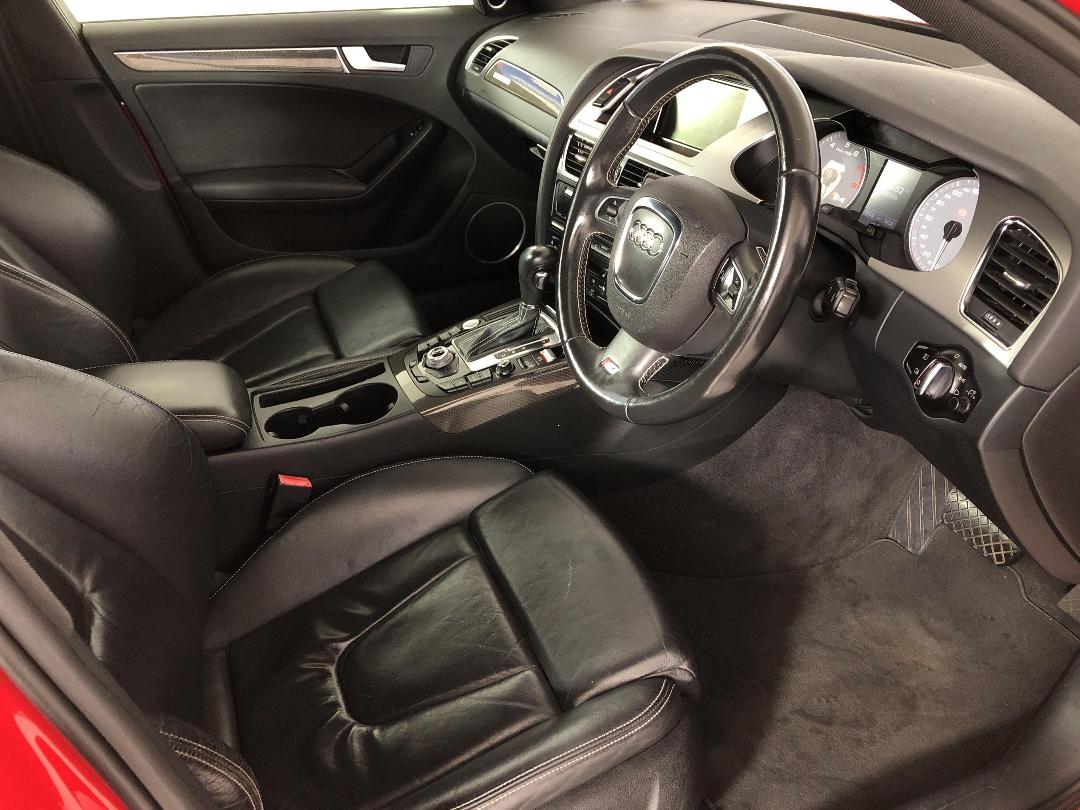 Photo '16' of Audi S4 Photo '16' of Audi S4