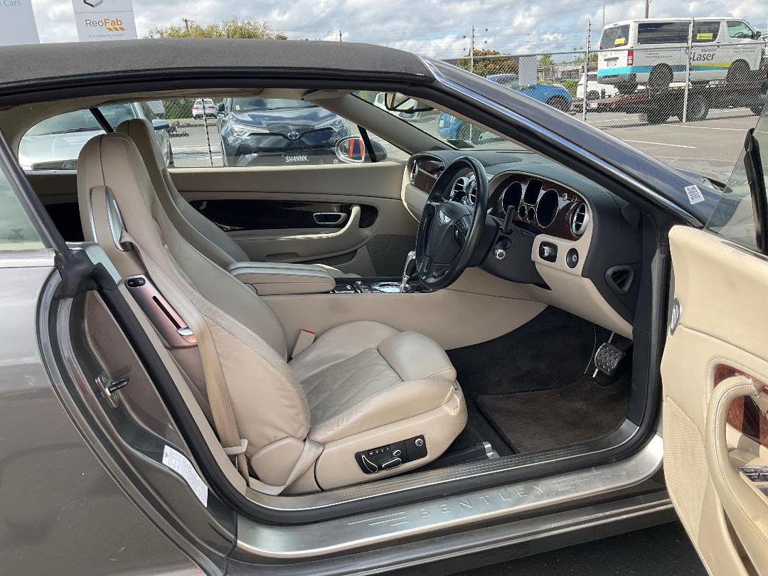 Photo '15' of Bentley Continental GT Convertible