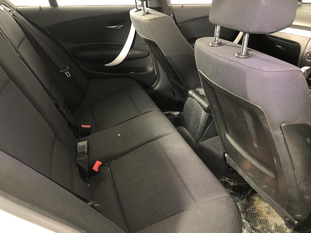 Photo '18' of BMW 1 Series 118I E87