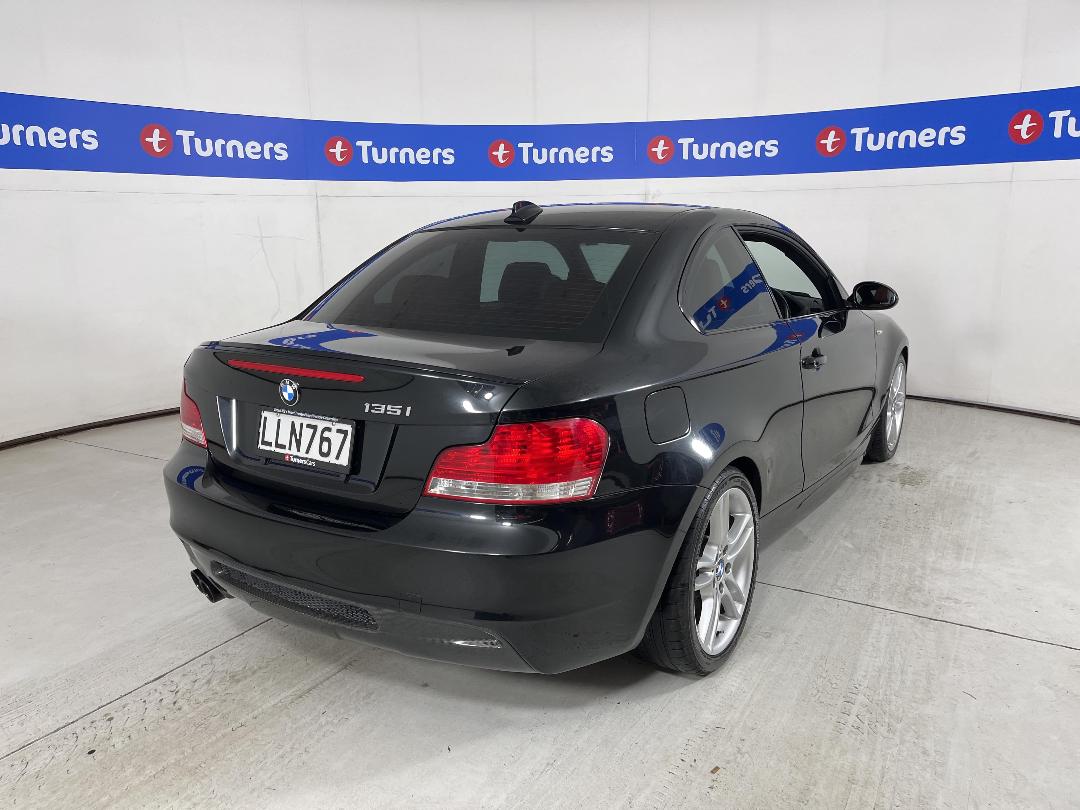 Photo '7' of BMW 135I