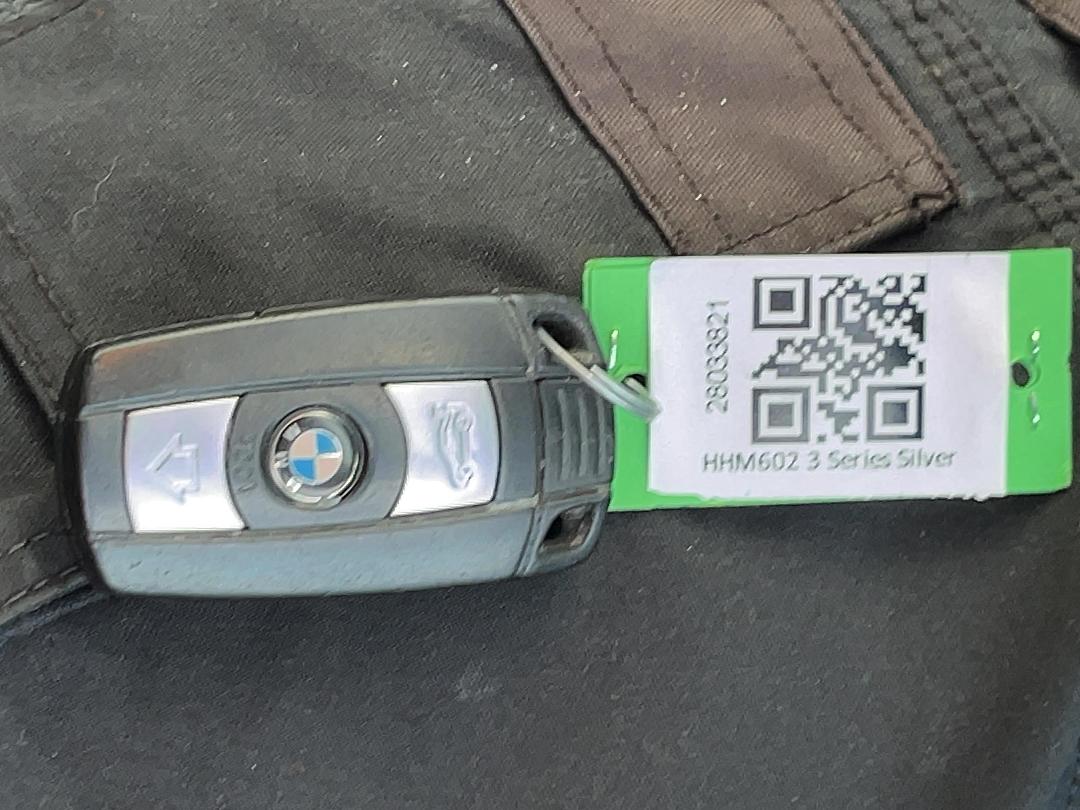 Photo '22' of BMW 3 Series 323I