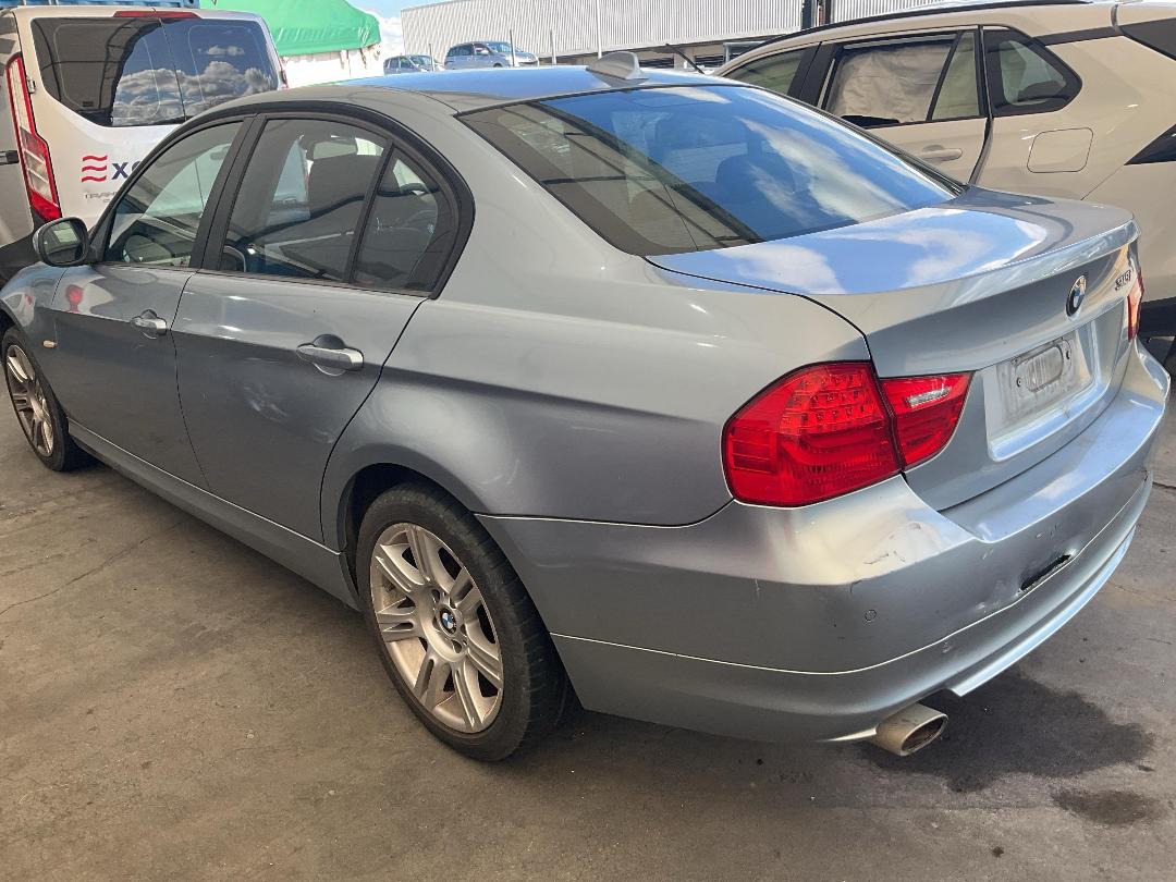 Photo '3' of BMW 318I 2.0L