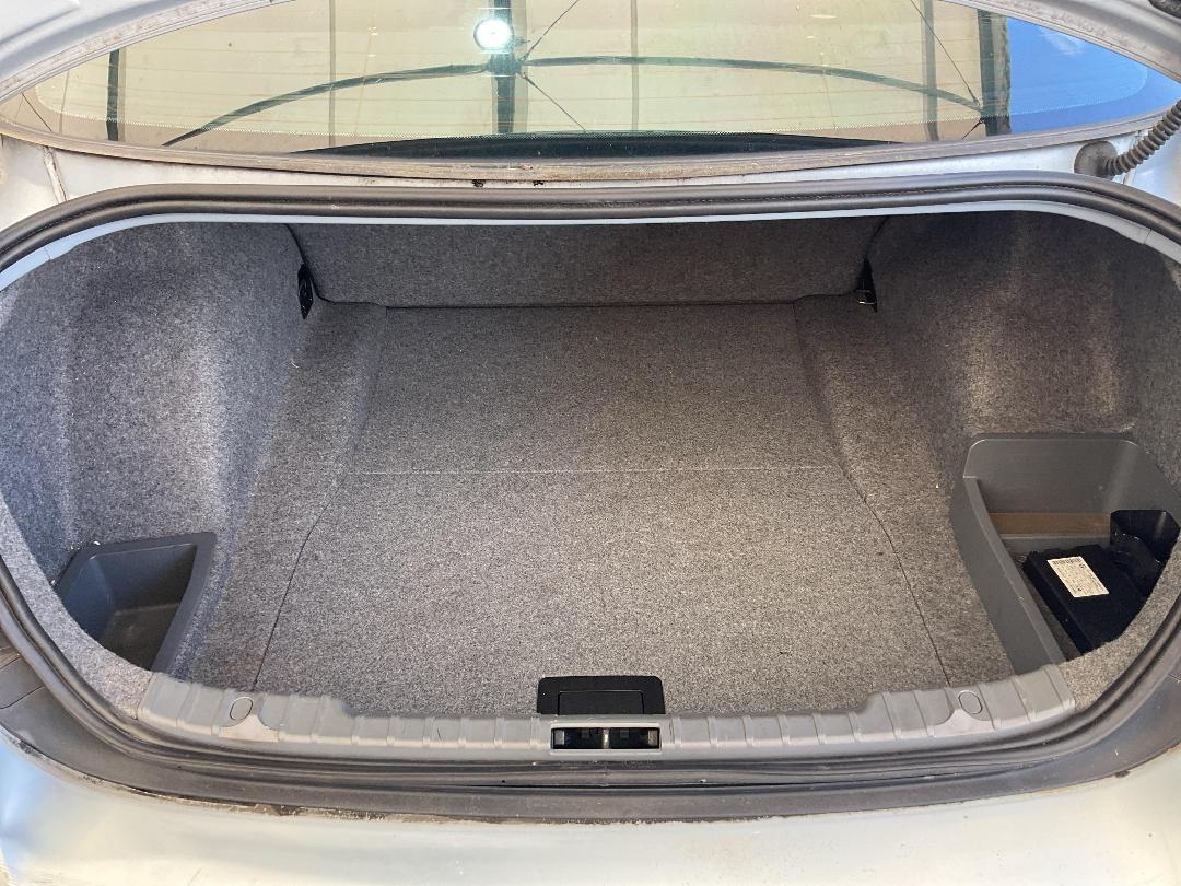 Photo '13' of BMW 318I 2.0L