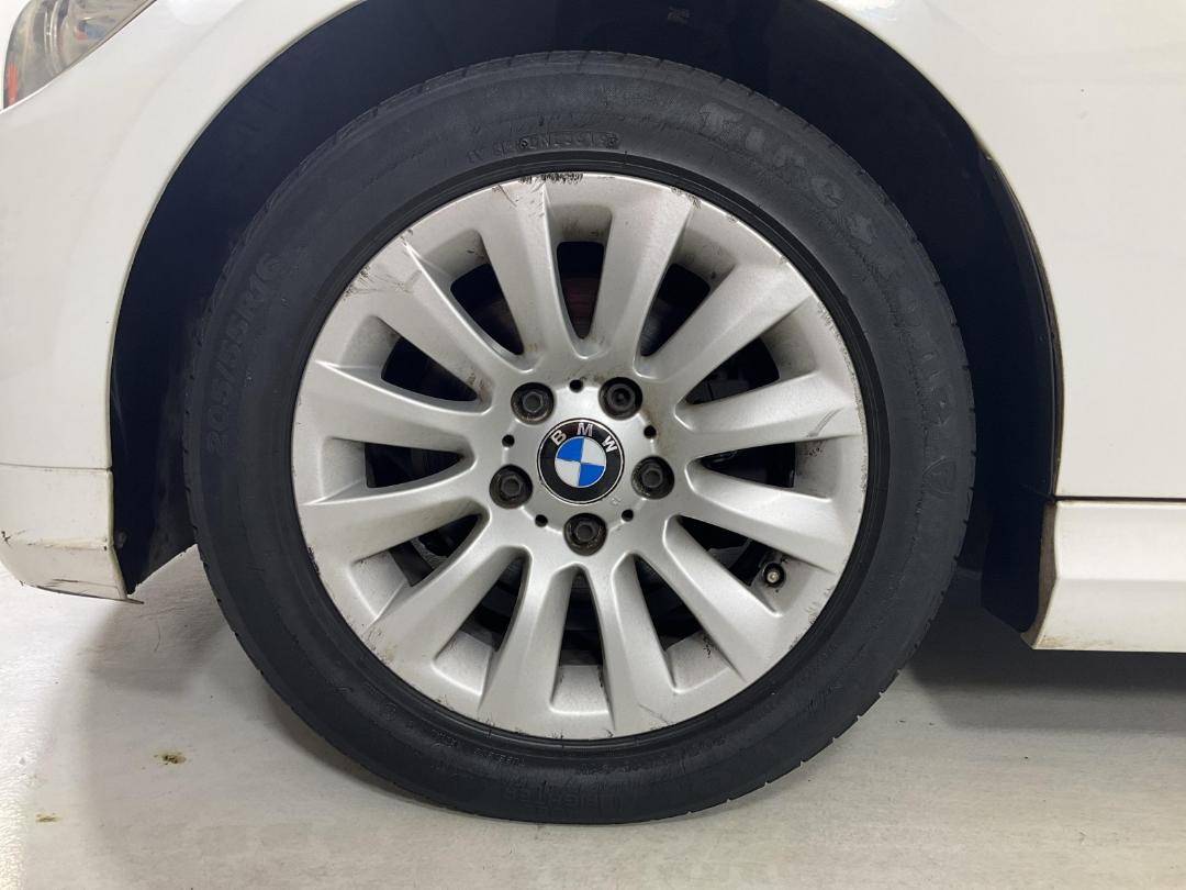 Photo '10' of BMW 320I Photo '10' of BMW 320I