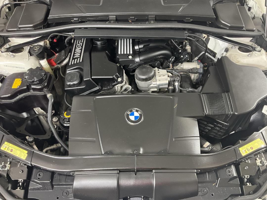 Photo '13' of BMW 320I Photo '13' of BMW 320I