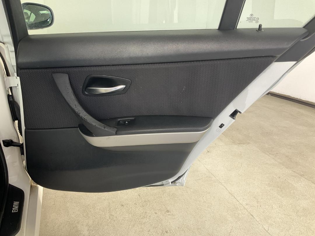 Photo '19' of BMW 320I Photo '19' of BMW 320I