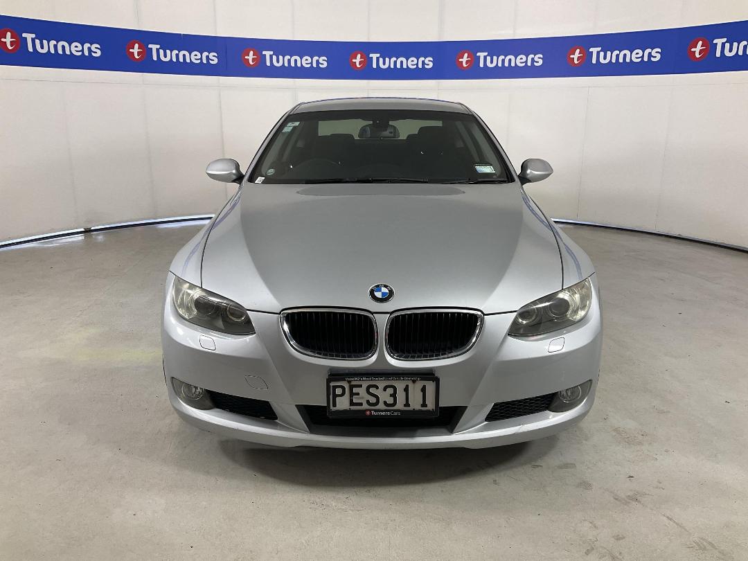 Photo '2' of BMW 320I