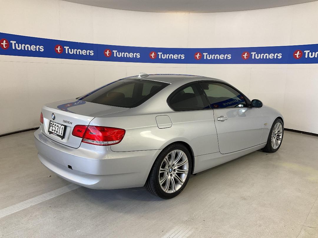 Photo '7' of BMW 320I