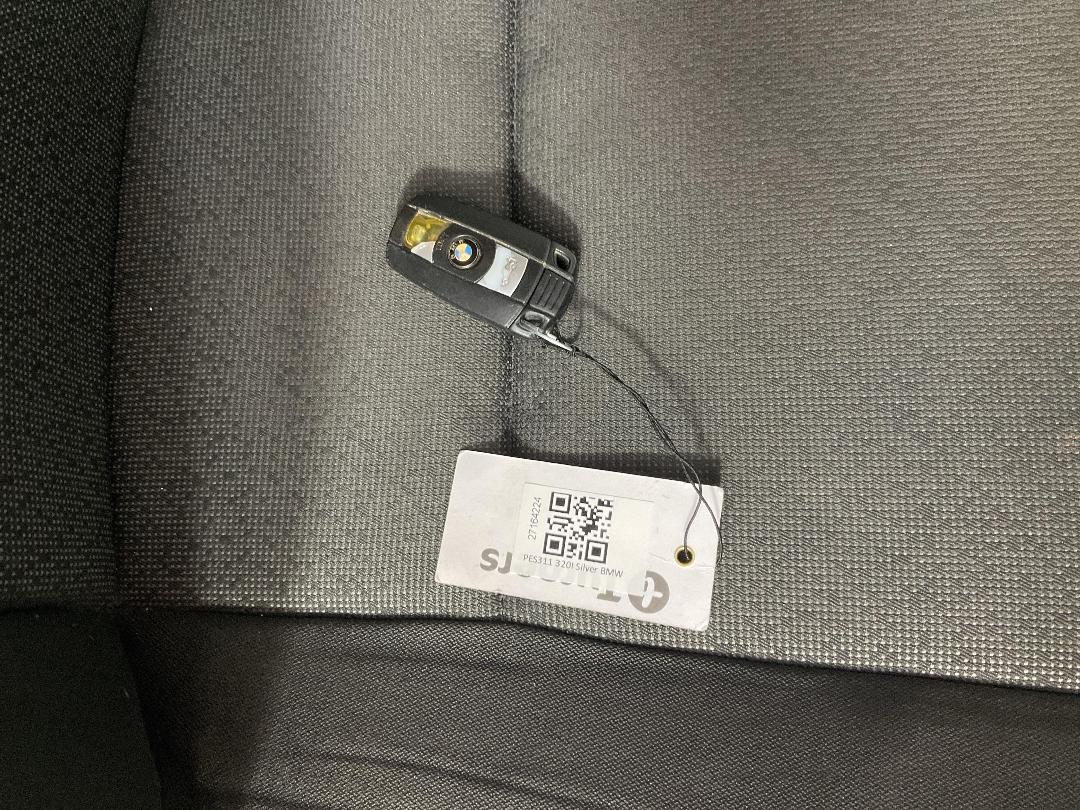 Photo '21' of BMW 320I