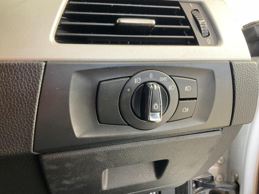 Photo '27' of BMW 320I