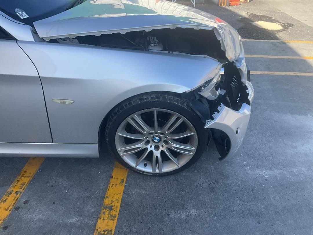 Photo '2' of BMW 320I Photo '2' of BMW 320I