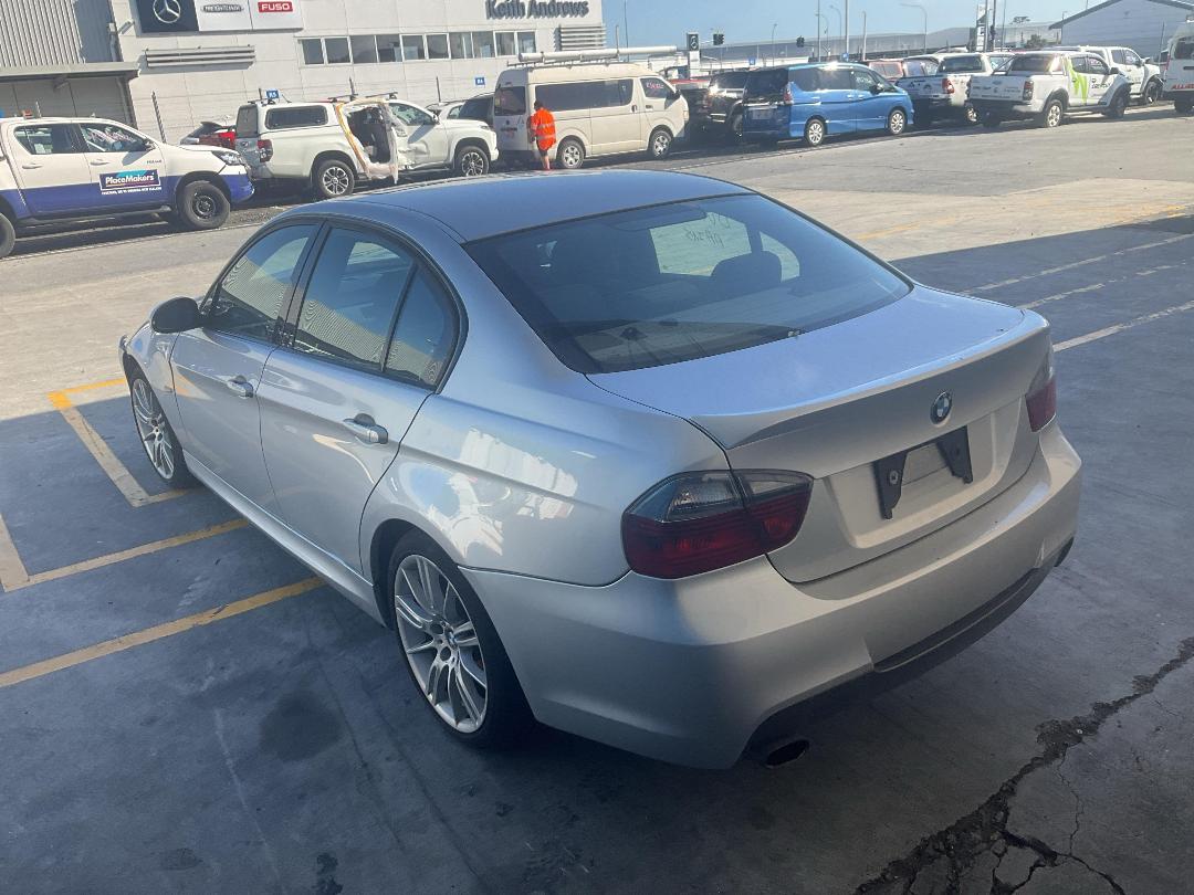 Photo '9' of BMW 320I Photo '9' of BMW 320I