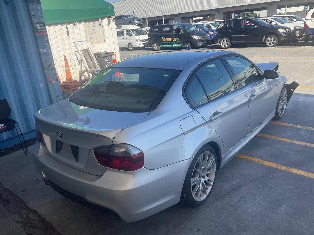 Photo '12' of BMW 320I Photo '12' of BMW 320I